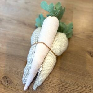 Farmhouse Carrot Bundle Set of 3 Cream Fabric Easter Carrots Jute String Bow